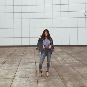 Meet your Posher, Madina